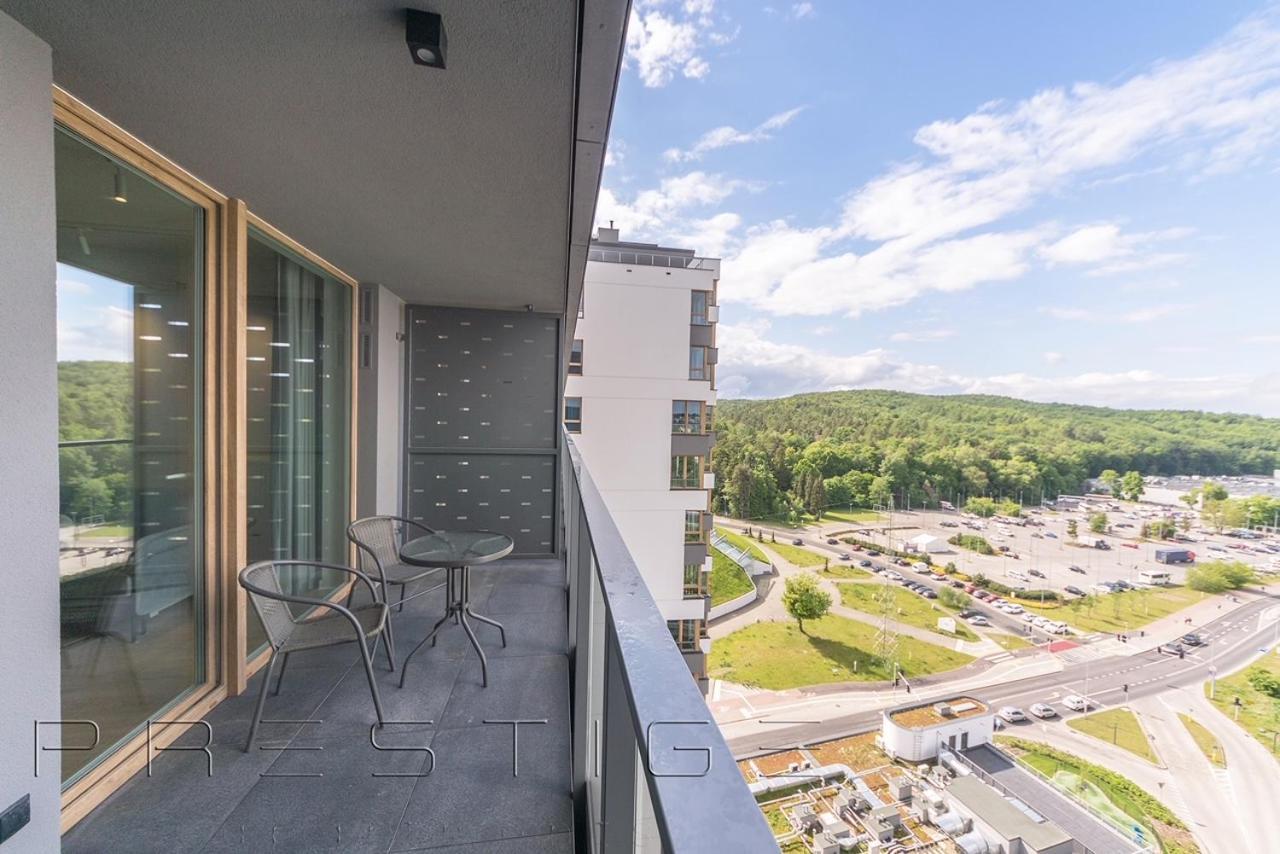 Prestige Apartments Modern Tower Gdynia Exterior photo